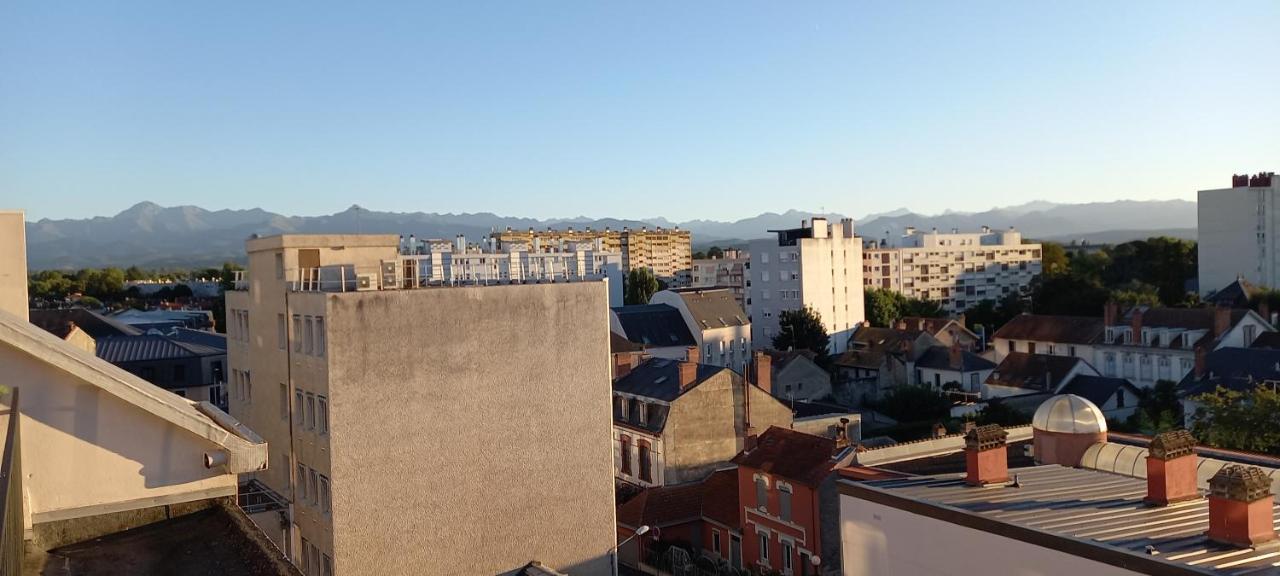 Апартаменты La Dolce Vita -T2 52M2- Dernier Etage- Terrasse-Parking-Wifi Fibre Тарб Экстерьер фото