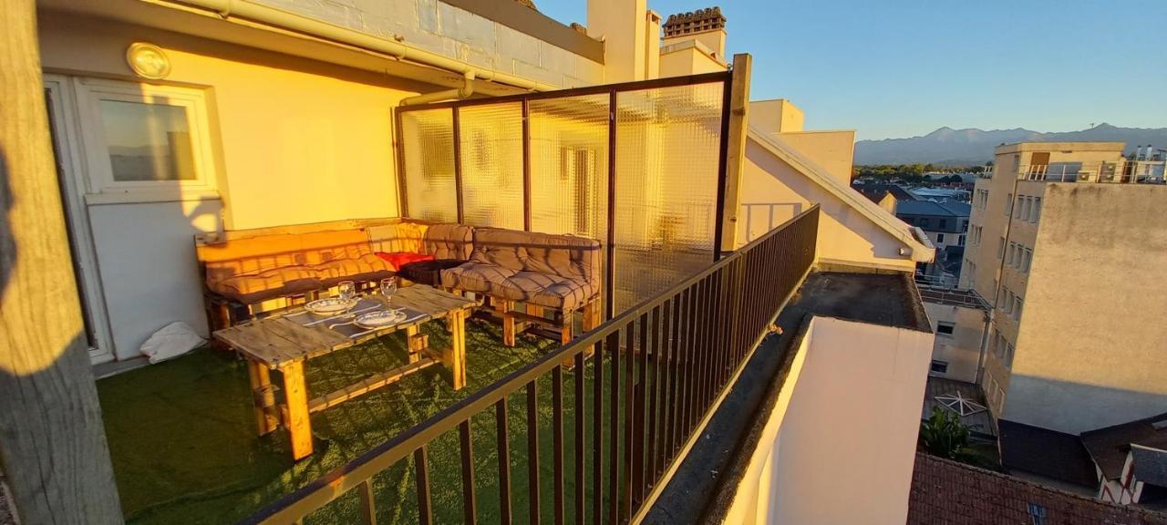 Апартаменты La Dolce Vita -T2 52M2- Dernier Etage- Terrasse-Parking-Wifi Fibre Тарб Экстерьер фото