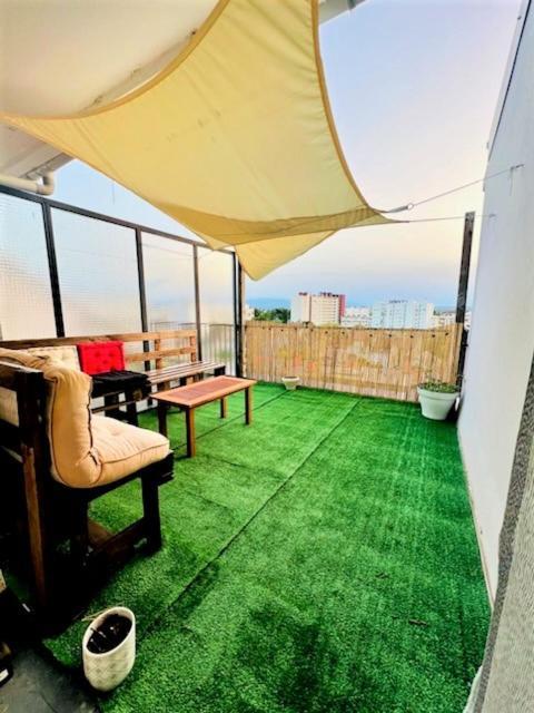 Апартаменты La Dolce Vita -T2 52M2- Dernier Etage- Terrasse-Parking-Wifi Fibre Тарб Экстерьер фото